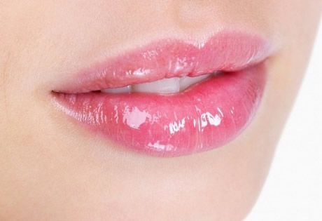 Пересохшие губы – почему именно зимой?