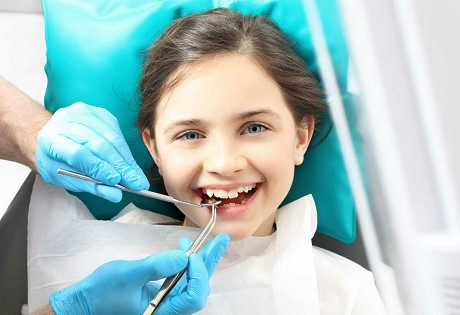 Тонкости эффективного лечения детских зубов